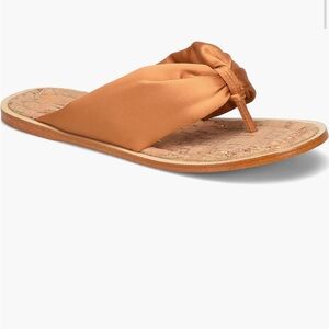 Korks Poppy Thong Sandal